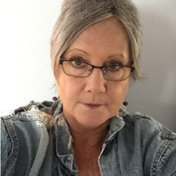 Jami W. Headshot
